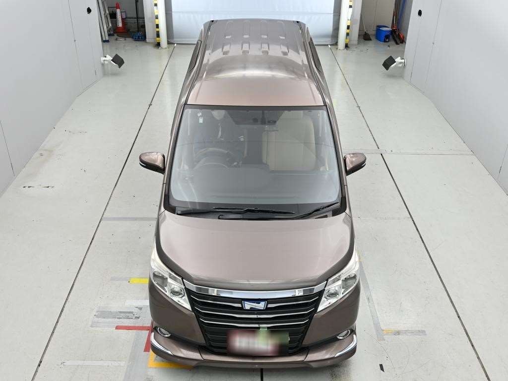 2014 Toyota Noah