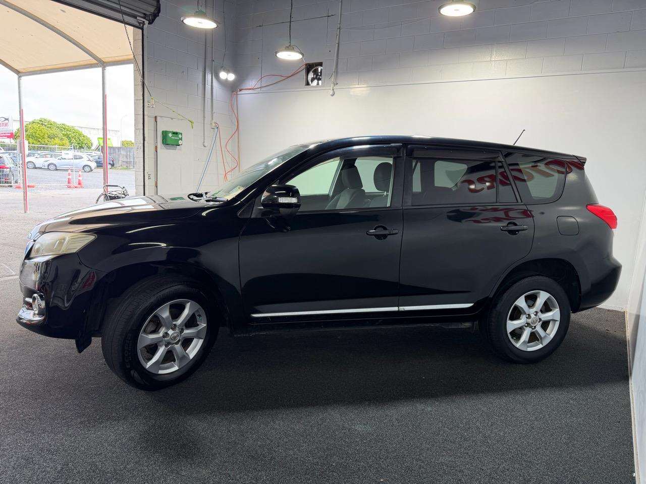 2010 Toyota Vanguard