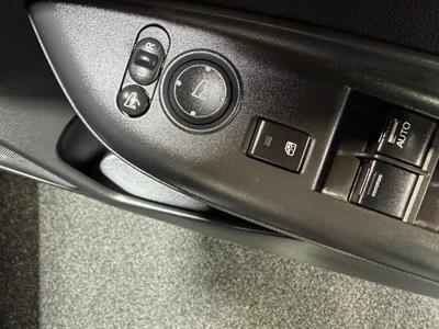 2016 Honda Shuttle - Thumbnail