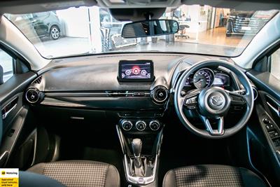 2017 Mazda Demio - Thumbnail