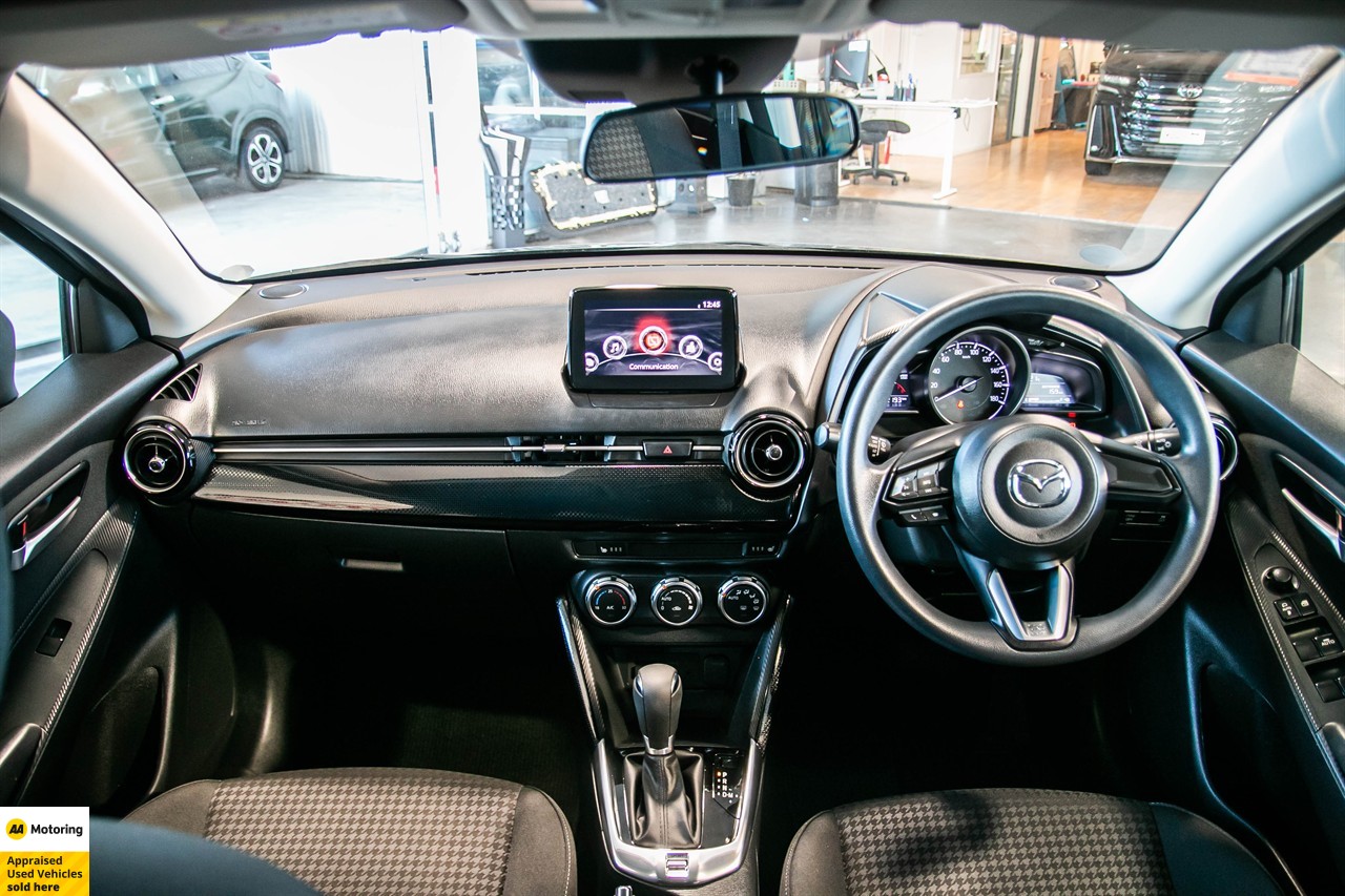 2017 Mazda Demio