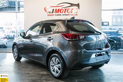 2017 Mazda Demio - Thumbnail