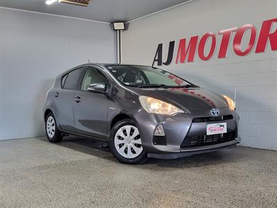 2013 Toyota Aqua - Thumbnail