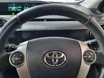 2013 Toyota Aqua - Thumbnail