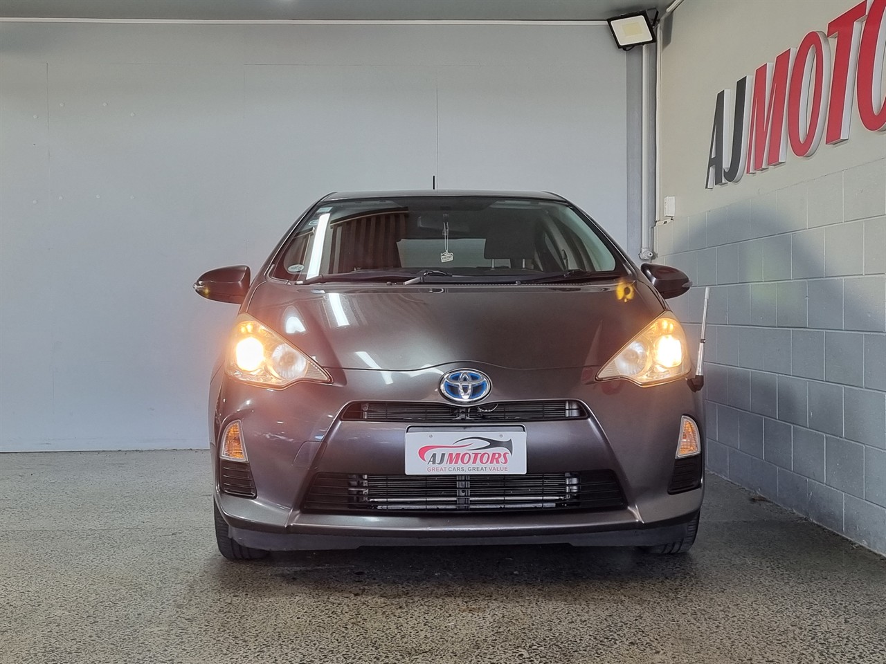 2013 Toyota Aqua