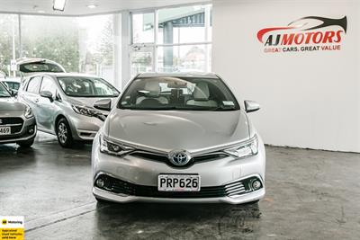 2017 Toyota Auris - Thumbnail