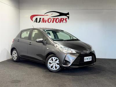 2017 Toyota Yaris - Thumbnail