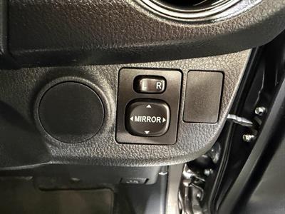 2017 Toyota Yaris - Thumbnail