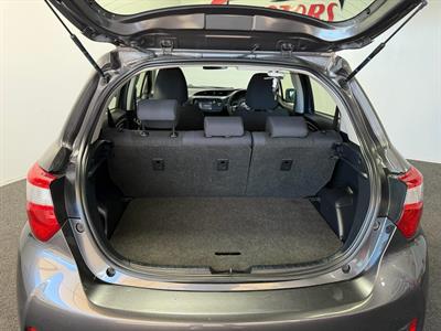 2017 Toyota Yaris - Thumbnail
