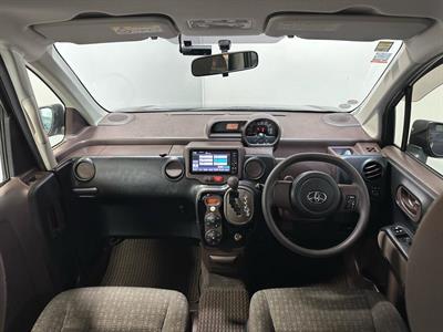 2013 Toyota Spade - Thumbnail