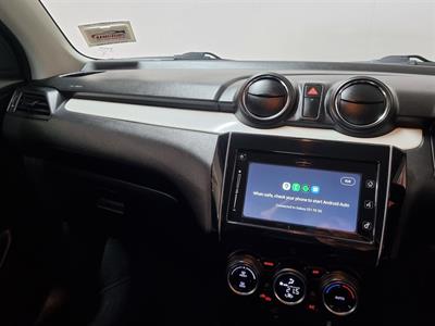 2018 Suzuki Swift - Thumbnail