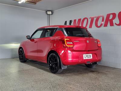 2018 Suzuki Swift - Thumbnail