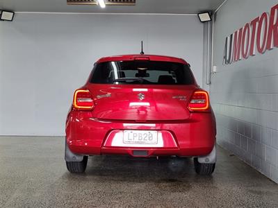 2018 Suzuki Swift - Thumbnail