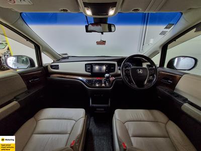 2015 Honda Odyssey - Thumbnail