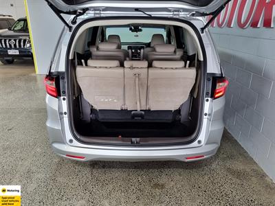 2015 Honda Odyssey - Thumbnail