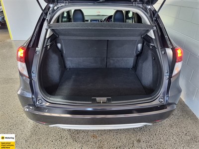 2016 Honda Vezel - Thumbnail