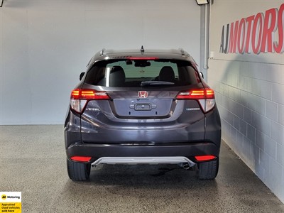 2016 Honda Vezel - Thumbnail