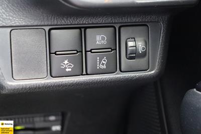 2015 Toyota Corolla - Thumbnail