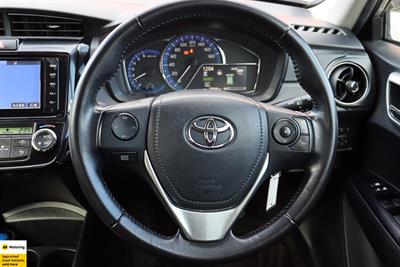 2015 Toyota Corolla - Thumbnail