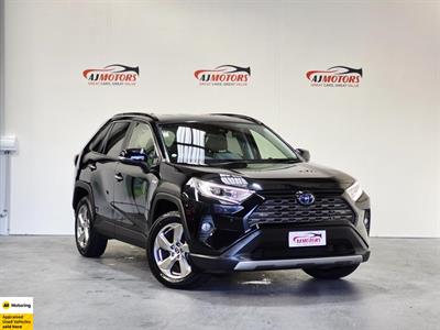 2019 Toyota RAV4 - Thumbnail
