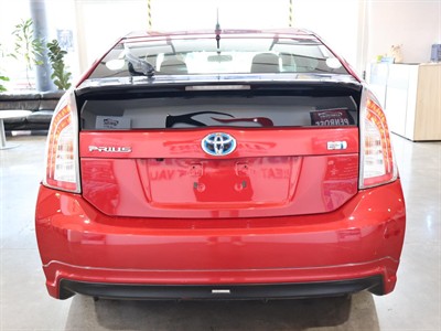 2013 Toyota Prius - Thumbnail