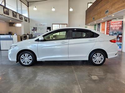 2019 Honda Grace - Thumbnail