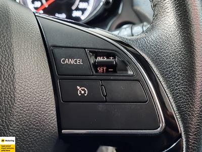 2024 Mitsubishi ASX - Thumbnail