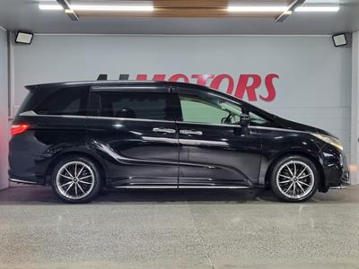 2013 Honda Odyssey - Thumbnail
