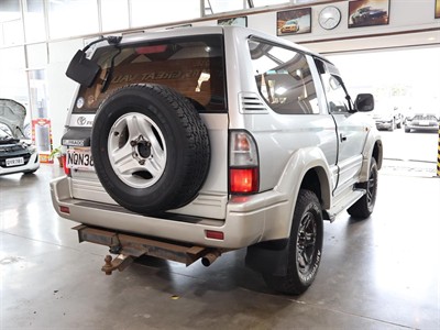 2000 Toyota Land Cruiser Prado - Thumbnail