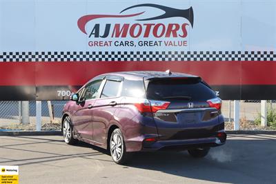 2015 Honda Shuttle - Thumbnail