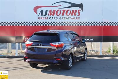 2015 Honda Shuttle - Thumbnail