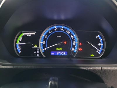 2016 Toyota Voxy - Thumbnail