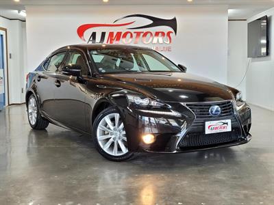 2014 Lexus IS 300h