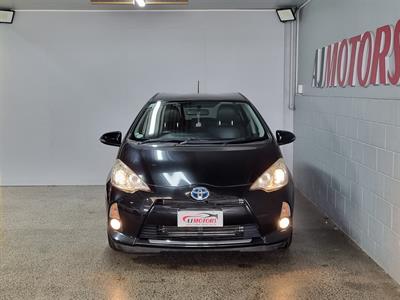 2013 Toyota Aqua - Thumbnail