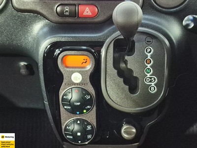 2013 Toyota Spade - Thumbnail