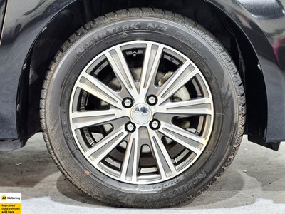 2013 Toyota Spade - Thumbnail
