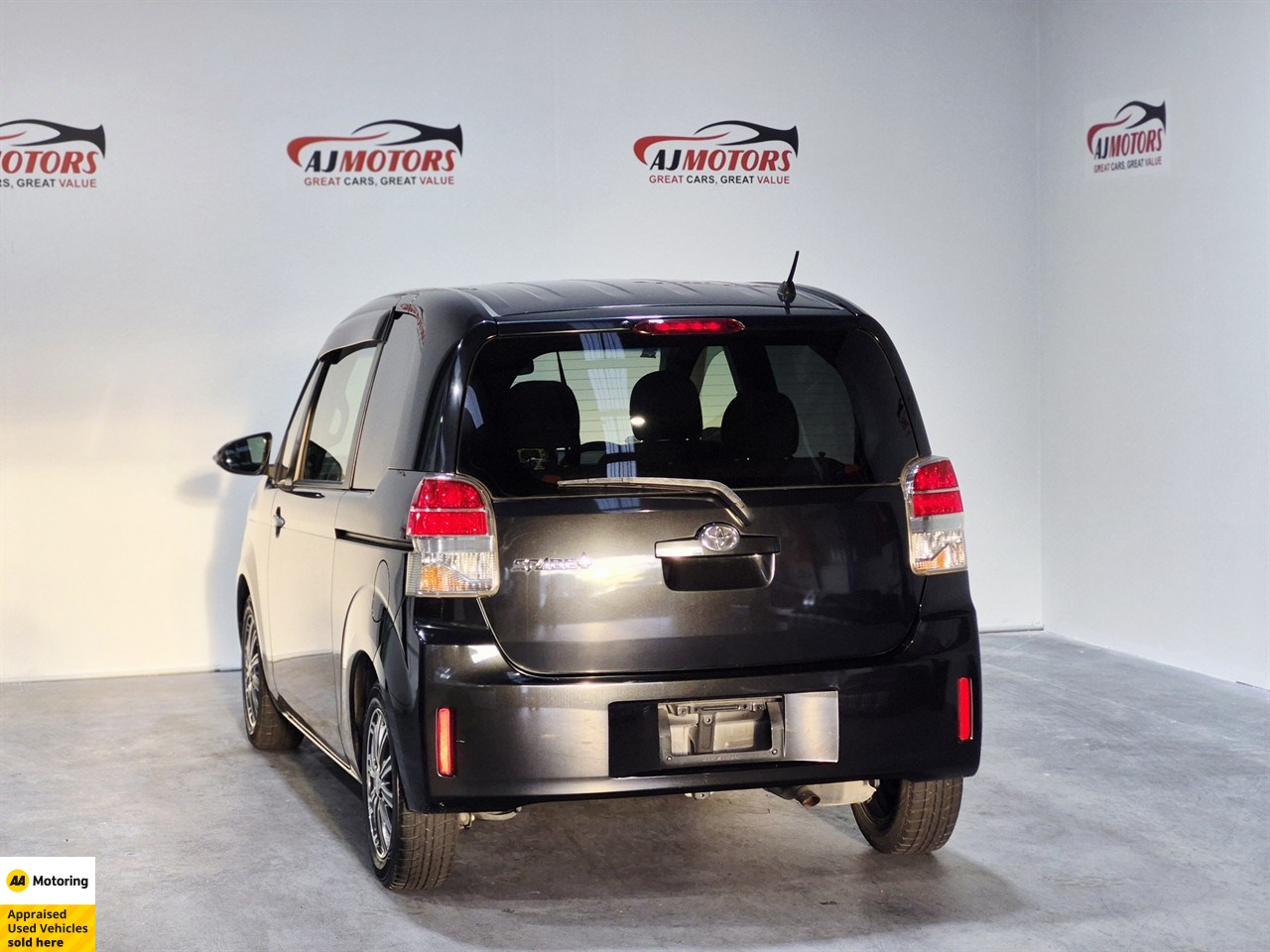 2013 Toyota Spade
