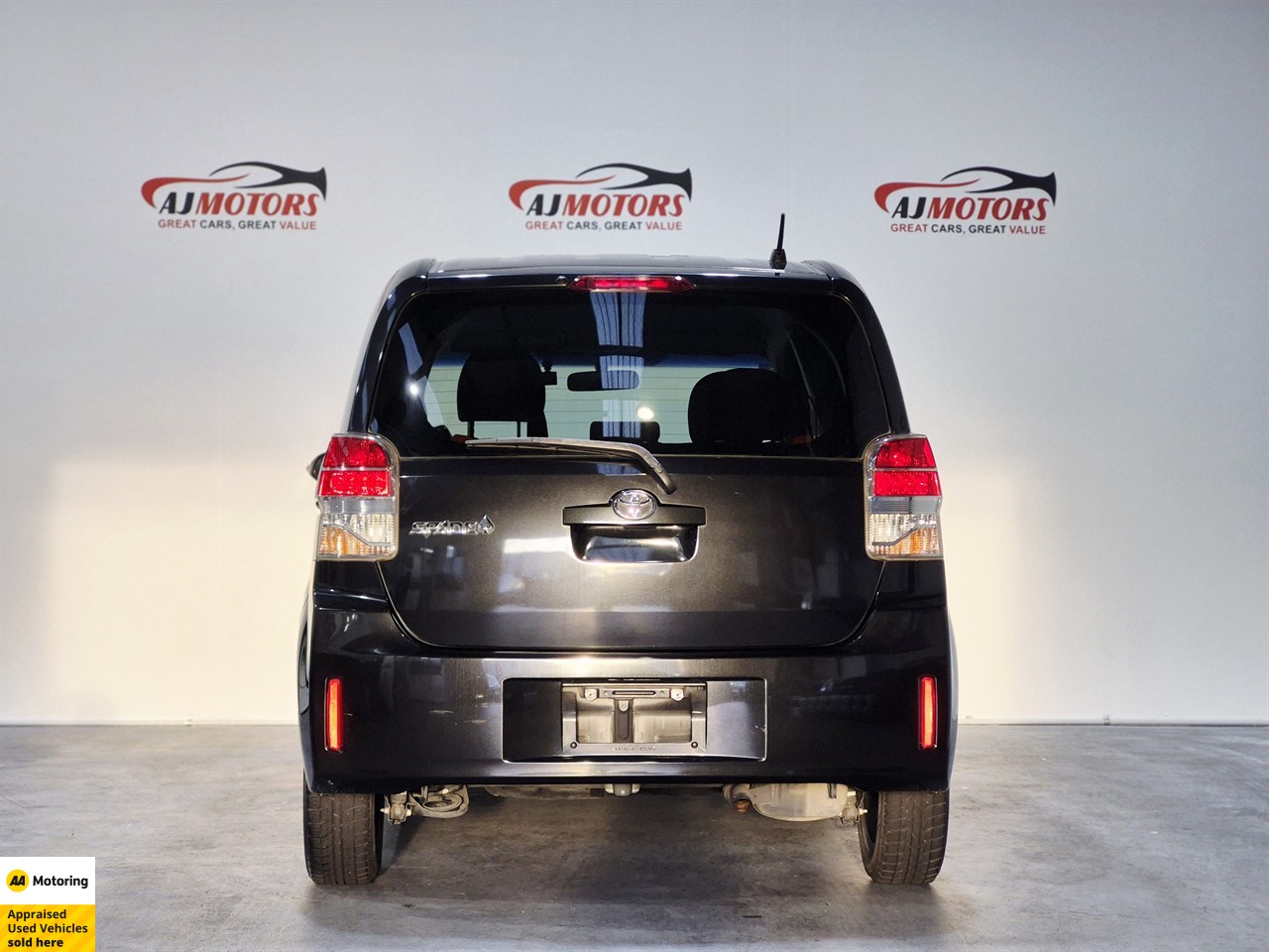 2013 Toyota Spade