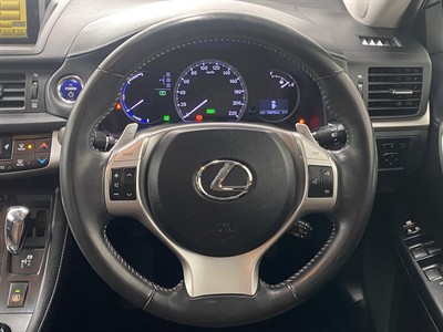 2012 Lexus CT200H - Thumbnail