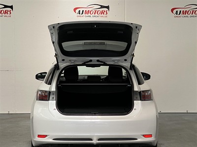 2012 Lexus CT200H - Thumbnail