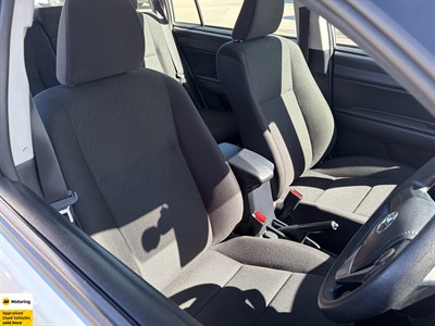 2020 Toyota Corolla - Thumbnail