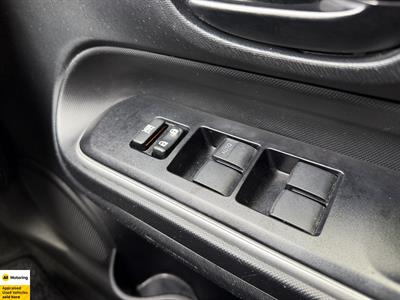 2019 Toyota Aqua - Thumbnail