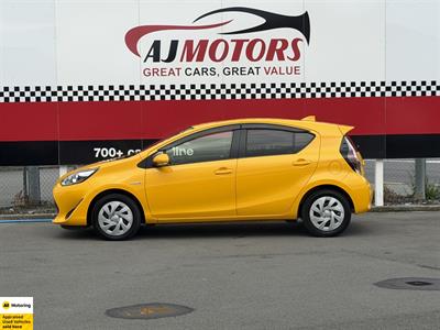 2019 Toyota Aqua - Thumbnail