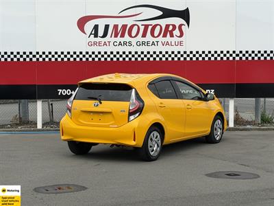 2019 Toyota Aqua - Thumbnail