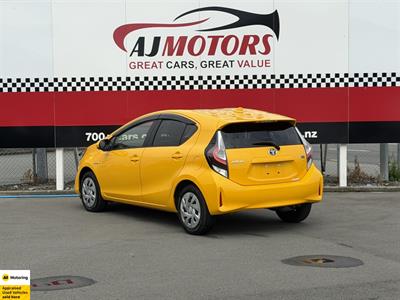 2019 Toyota Aqua - Thumbnail