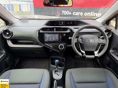 2019 Toyota Aqua - Thumbnail