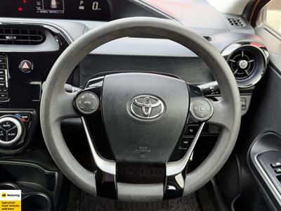 2019 Toyota Aqua - Thumbnail