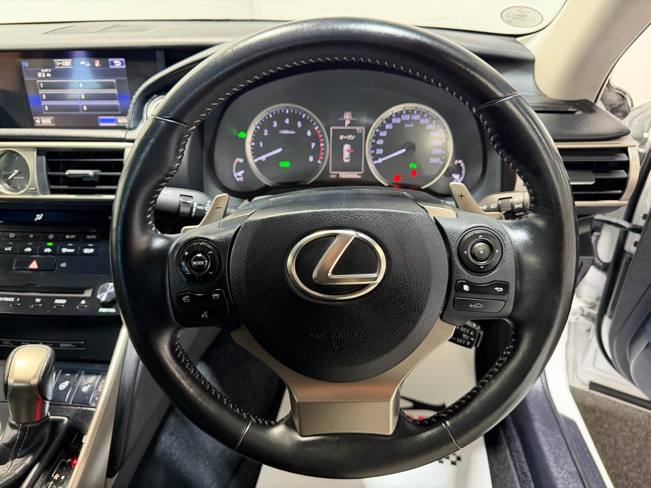 2014 Lexus IS 300h