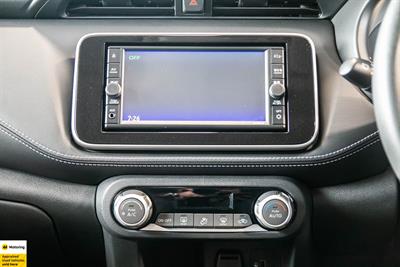 2020 Nissan Kicks - Thumbnail