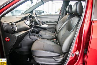 2020 Nissan Kicks - Thumbnail
